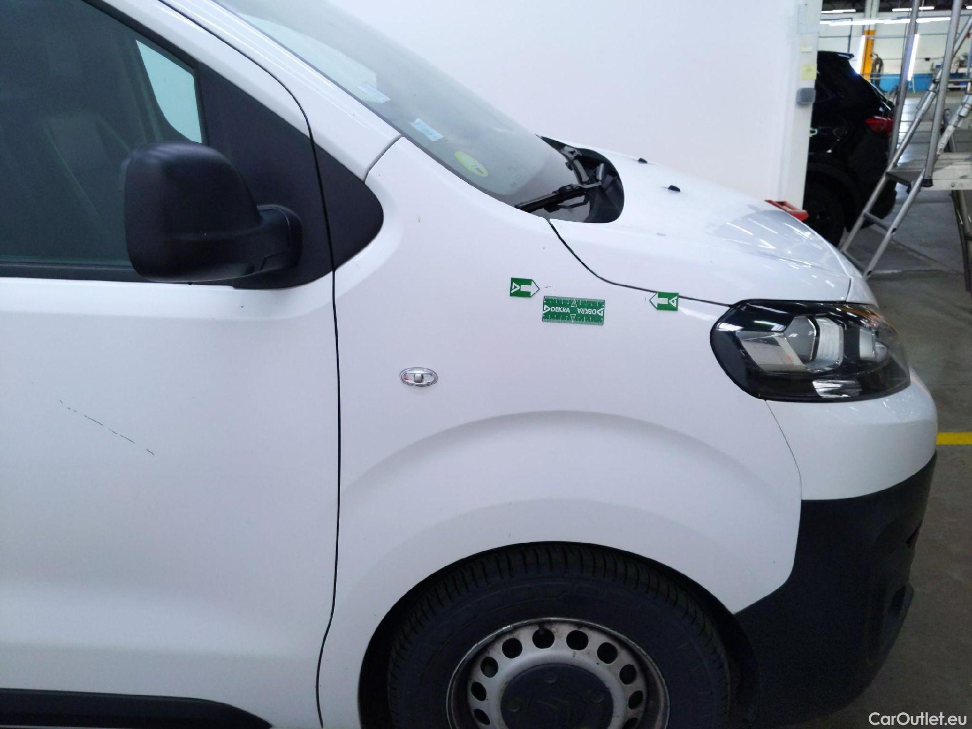  Citroen  Jumpy CITROEN  / 2016 / 4P / Fourgon tôlé XL BlueHDi 120 S&S BVM6 (340 Nm) Club #42