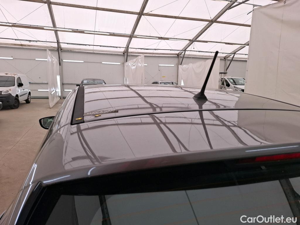  Renault  Captur  Business 0.9 TCe 90CV BVM5 E6 #50