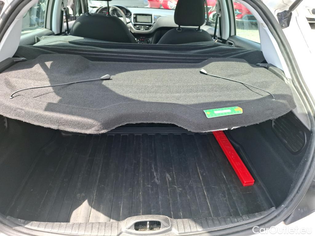  Peugeot  208  Affaire Premium Pack 1.5 HDi 100CV BVM5 E6dT #17