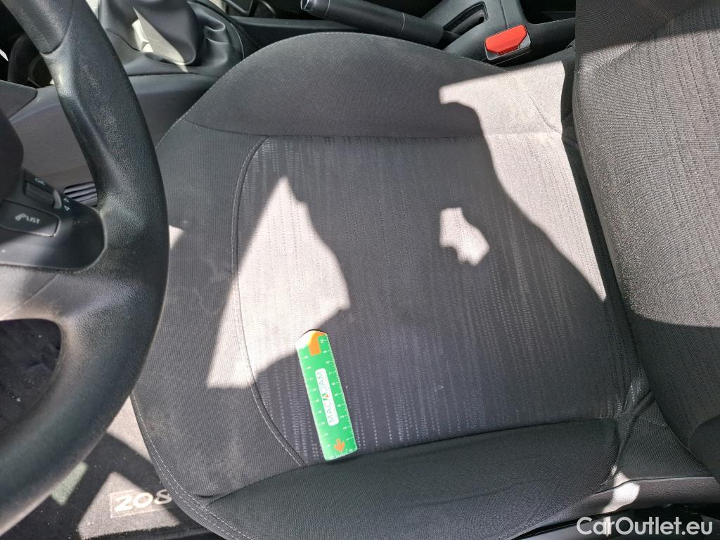  Peugeot  208  Affaire Premium Pack 1.5 HDi 100CV BVM5 E6dT #29