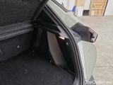  Peugeot  2008 PEUGEOT  / 2019 / 5P / CROSSOVER BLUEHDI 130 EAT8 ALLURE NAVI P. S/S AUT. #103