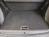  Peugeot  2008 PEUGEOT  / 2019 / 5P / CROSSOVER BLUEHDI 130 EAT8 ALLURE NAVI P. S/S AUT. #106