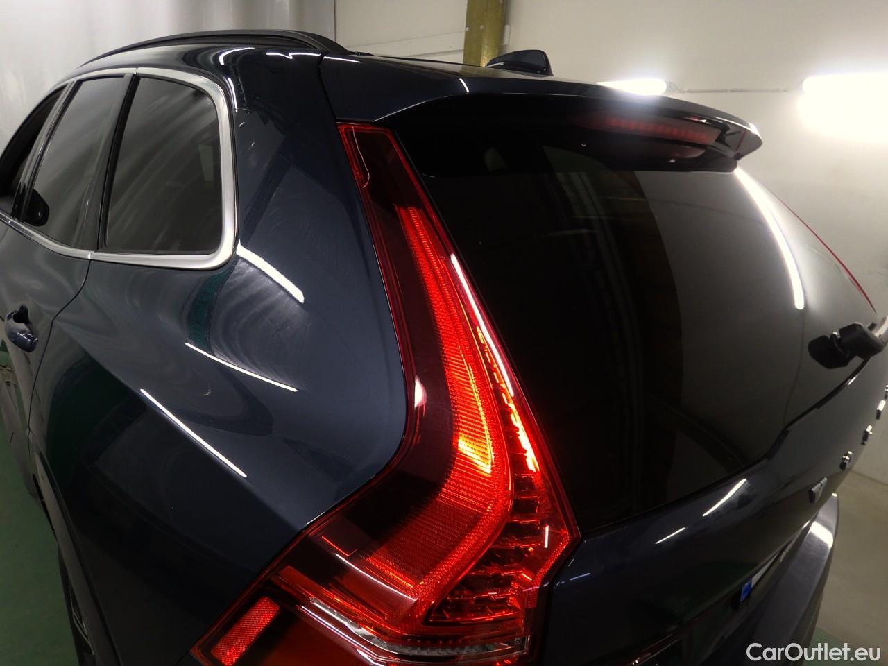  Volvo  XC60  B4D 197 Mom.Ad.Ed.AWD Aut #23