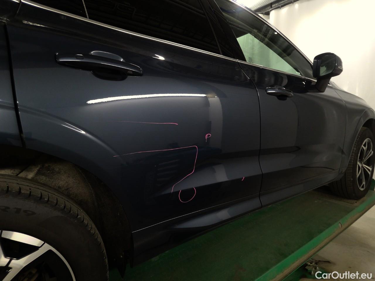  Volvo  XC60  B4D 197 Mom.Ad.Ed.AWD Aut #14