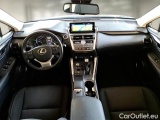  Lexus  NX LEXUS  / 2017 / 5P / SUV HYBRID BUSINESS 4WD #3