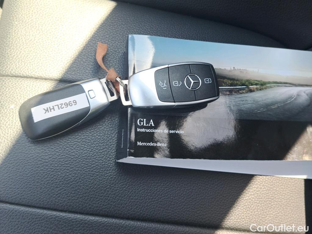  Mercedes  GLA Clase   200 d (247.712) 150CV AT8 E6d #15