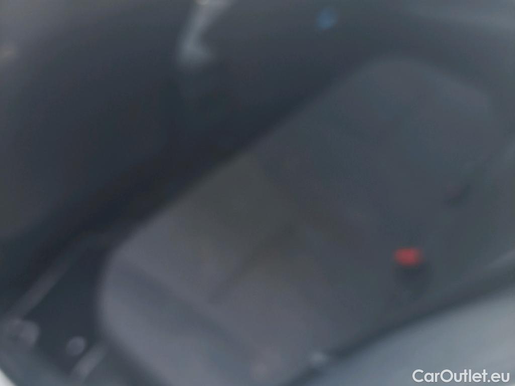 Toyota  Corolla TOYOTA  1.8 125H ACTIVE TECH E-CVT (AC3) #25