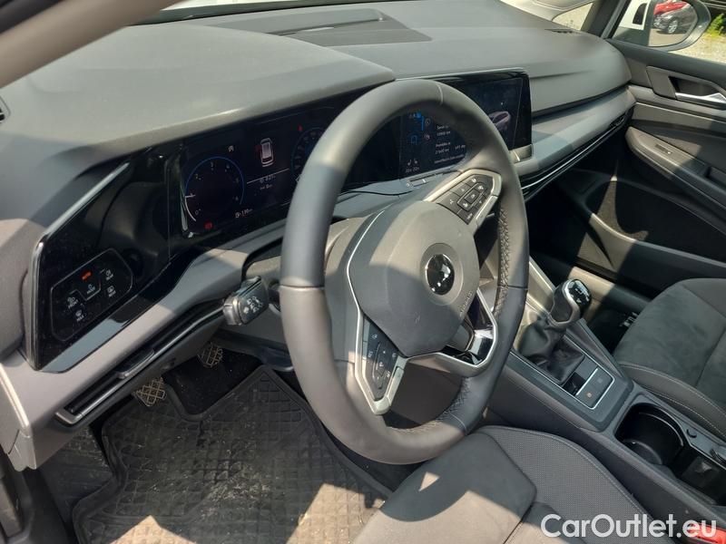  Volkswagen  Golf  VIII Variant (CG5) 2020 Var.2.0TDI 110 Style 5d #14