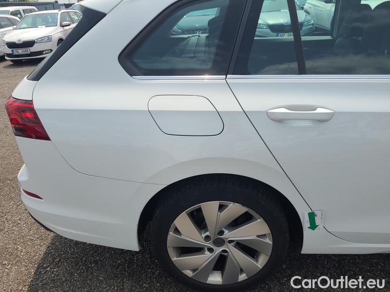  Volkswagen  Golf  VIII Variant (CG5) 2020 Var.2.0TDI 110 Style 5d #7