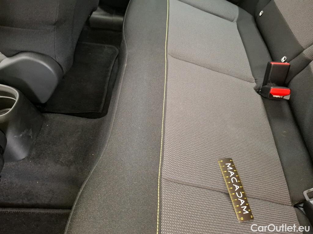  Citroen  C3 CITROEN  5p Berline PureTech 110  BVM6 Shine Business #21