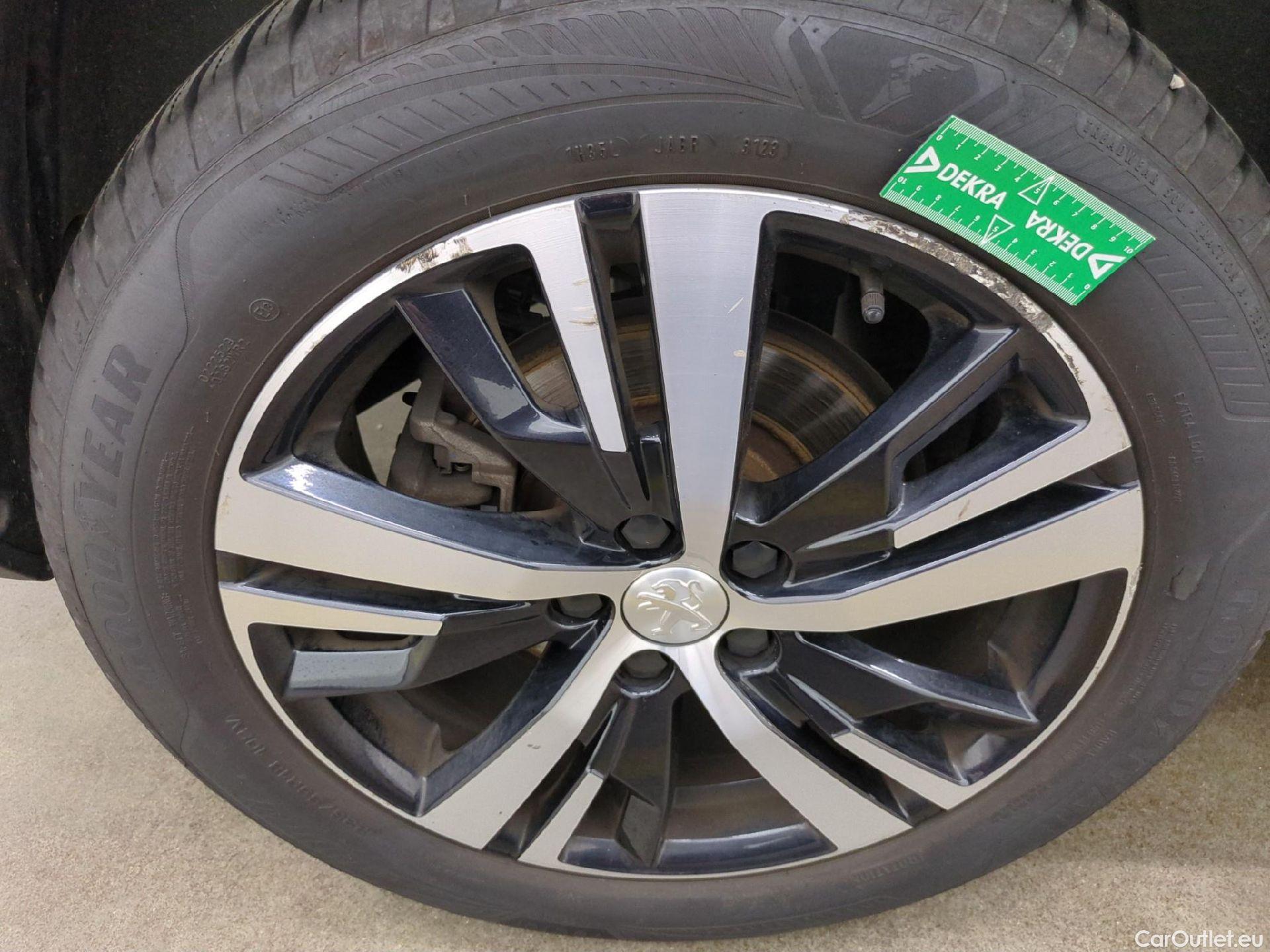  Peugeot  5008  Allure 1.5 HDi 130CV BVA8 E6d #22