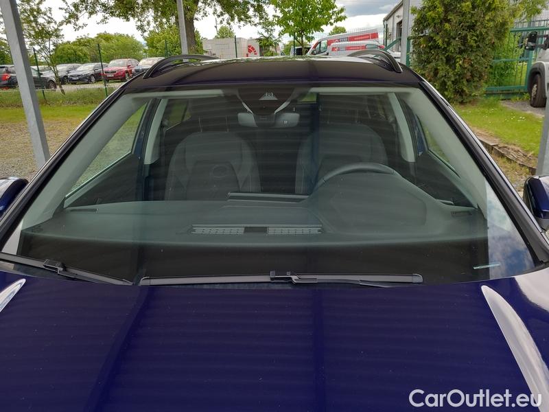  Volkswagen  Golf  VIII Variant (CG5) 2020 Var.1.5 eTSI 110 Style AT #1