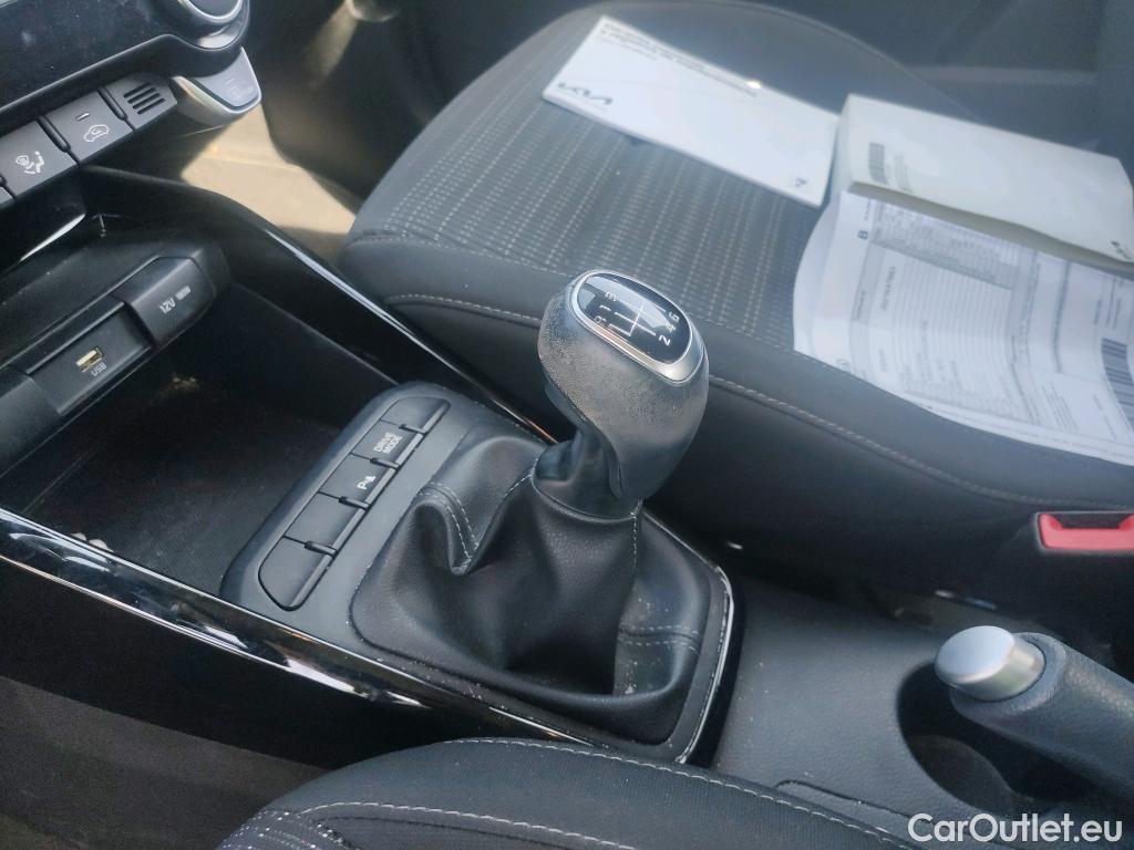  KIA  STONIC  Drive 1.0 T-GDI 120CV MT6 E6d #16