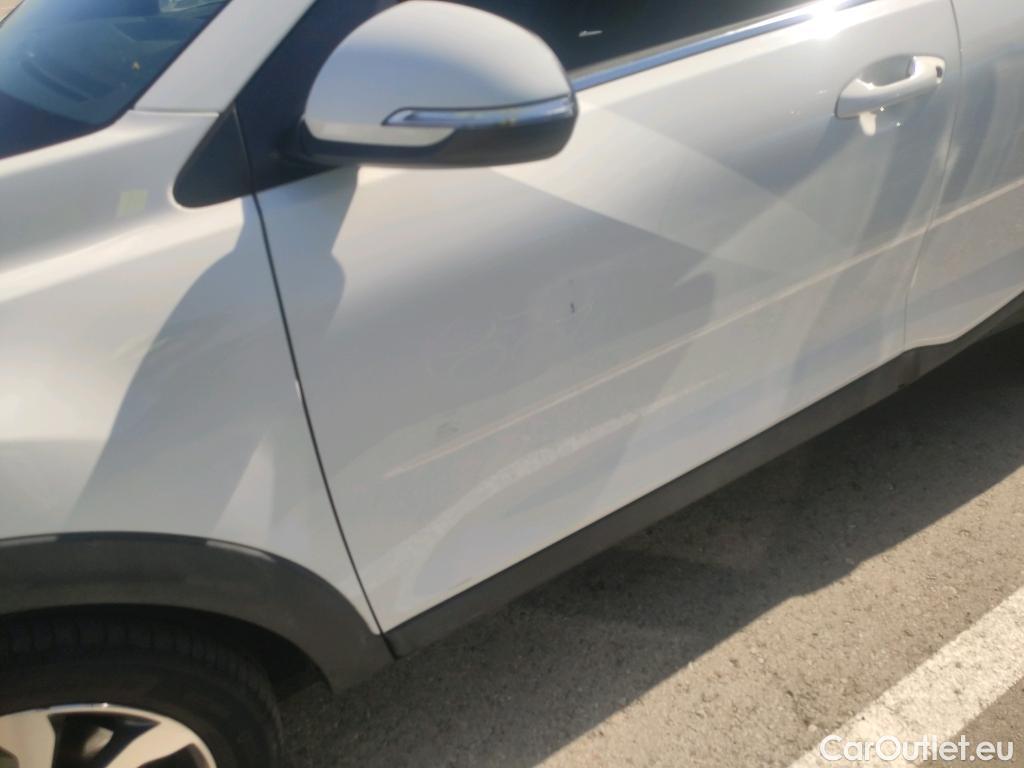  KIA  STONIC  Drive 1.0 T-GDI 120CV MT6 E6d #5