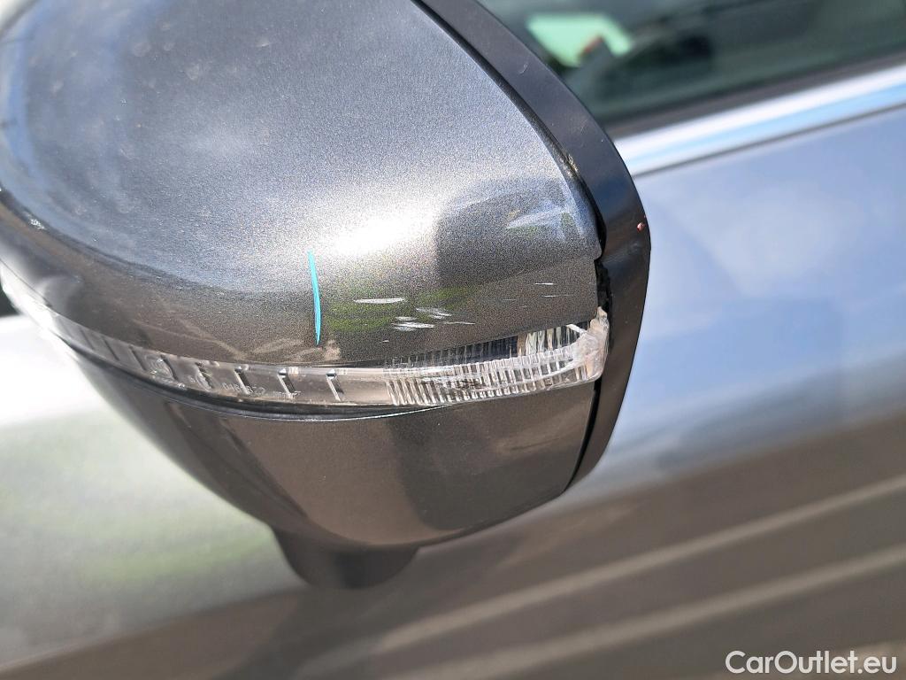  Nissan  Qashqai NISSAN  / 2017 / 5P / todoterreno DIG-T 117 kW (160 CV) E6D DCT TEKNA #21