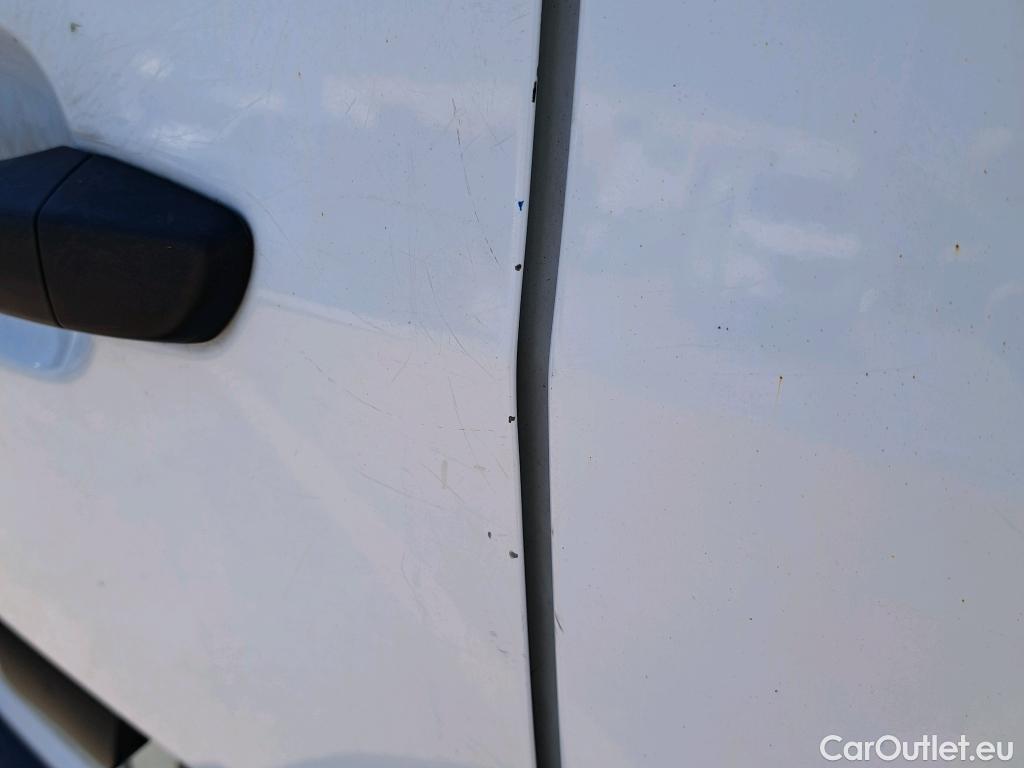 Citroen  Berlingo  Combi Live M 1.5 BlueHDi 100CV MT5 E6dT #9