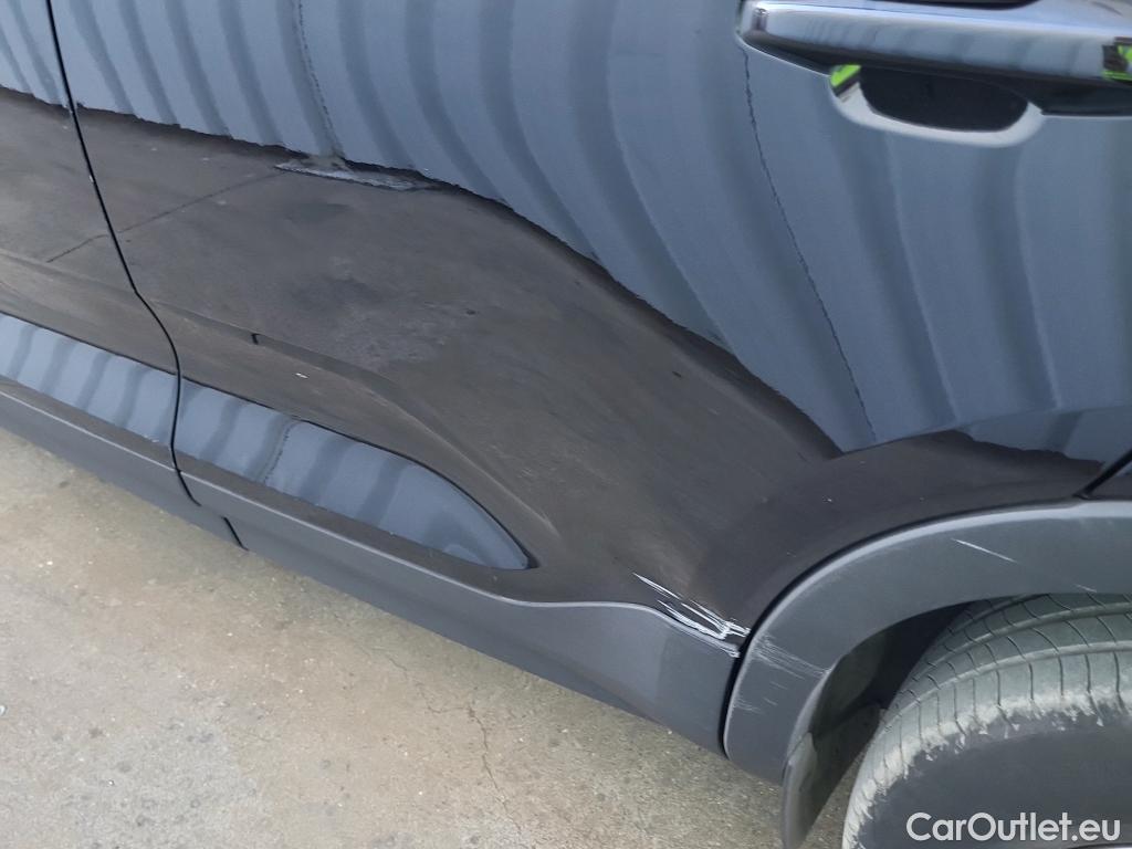  Volvo  XC 40 VOLVO XC40 / 2017 / 5P / todoterreno 1.5 T2 Momentum Core Auto #17