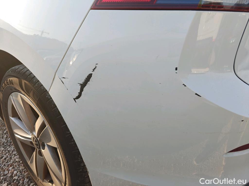  Volkswagen  Golf  VIII Berlina 1.0 TSI 110CV MT6 E6d #27