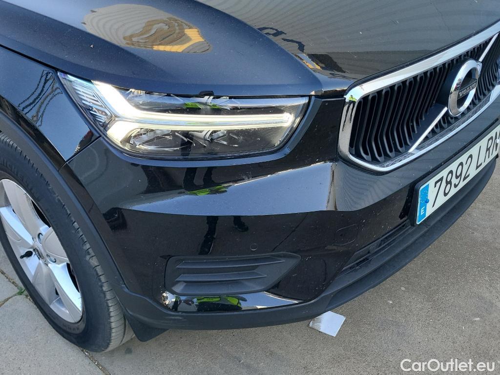  Volvo  XC 40 VOLVO XC40 / 2017 / 5P / todoterreno 1.5 T2 Momentum Core Auto #29