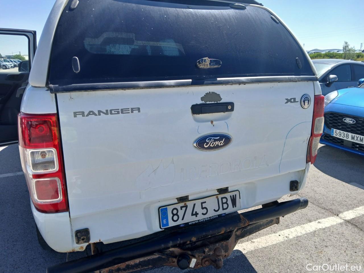  Ford  Ranger FORD  VU 4p 6G pickup 2.2 TDCi 150cv 4x4 Doble Cabina XL #26