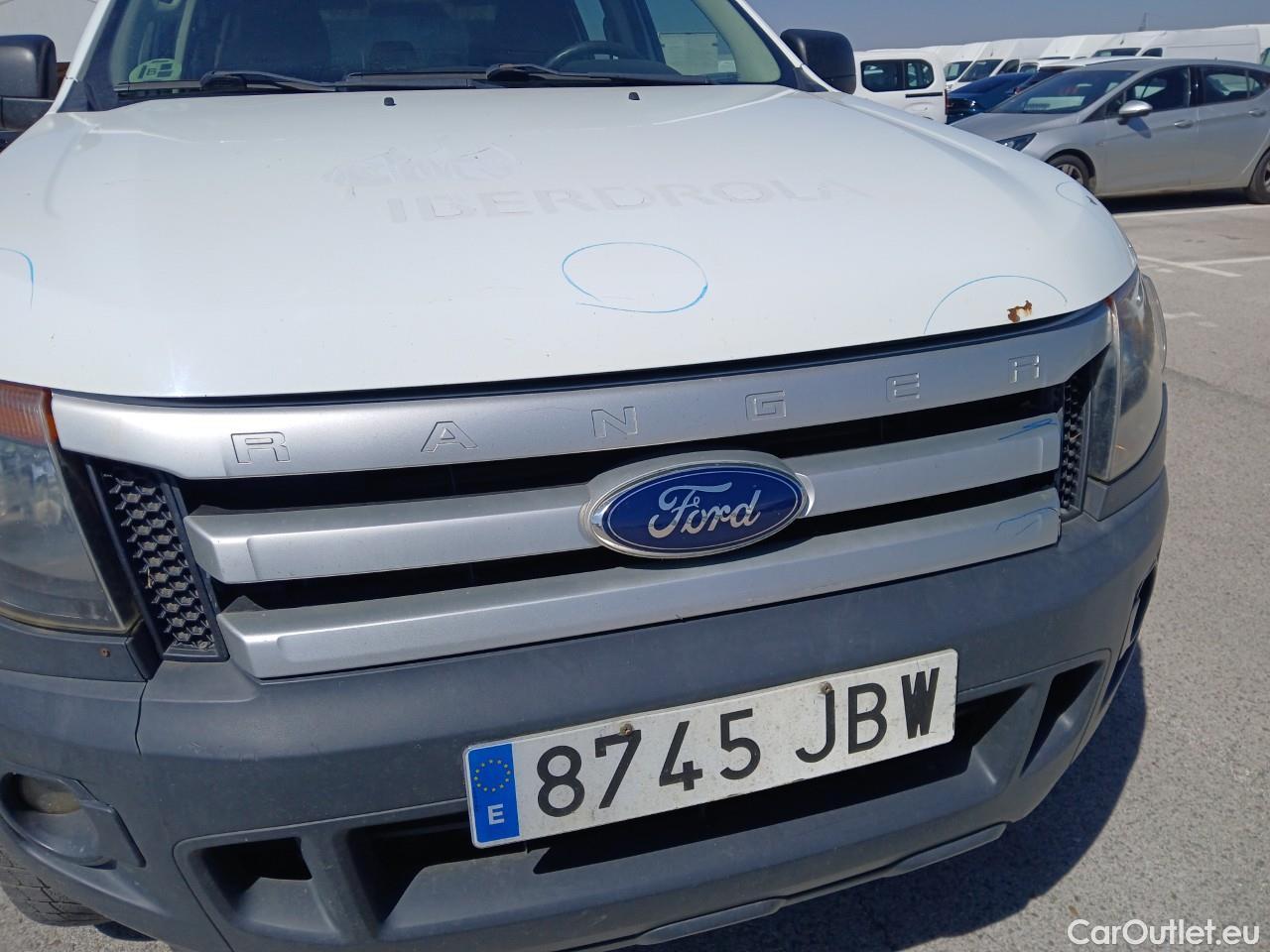  Ford  Ranger FORD  VU 4p 6G pickup 2.2 TDCi 150cv 4x4 Doble Cabina XL #6