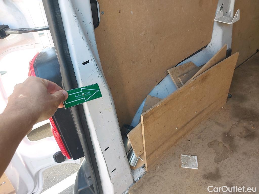  Citroen  Jumpy CITROEN  / 2016 / 4P / furgón Furgón Talla M BlueHDi 100 S&S 6v #25