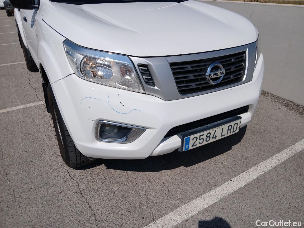  Nissan  Navara NISSAN  / 2015 / 4P / pickup D. Cab. 2.3dCi 120kW(160CV) Visia BDif #1