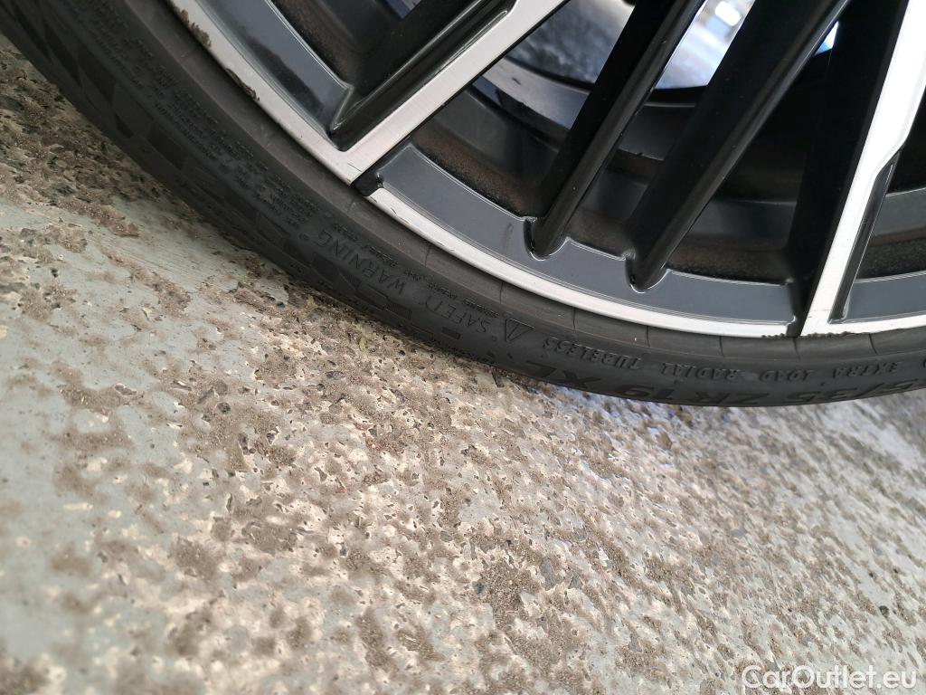  Bmw  Serie 2 BMW Série 2 Gran Coupé / 2019 / 4P / Berline 218D AUTO M Sport #29