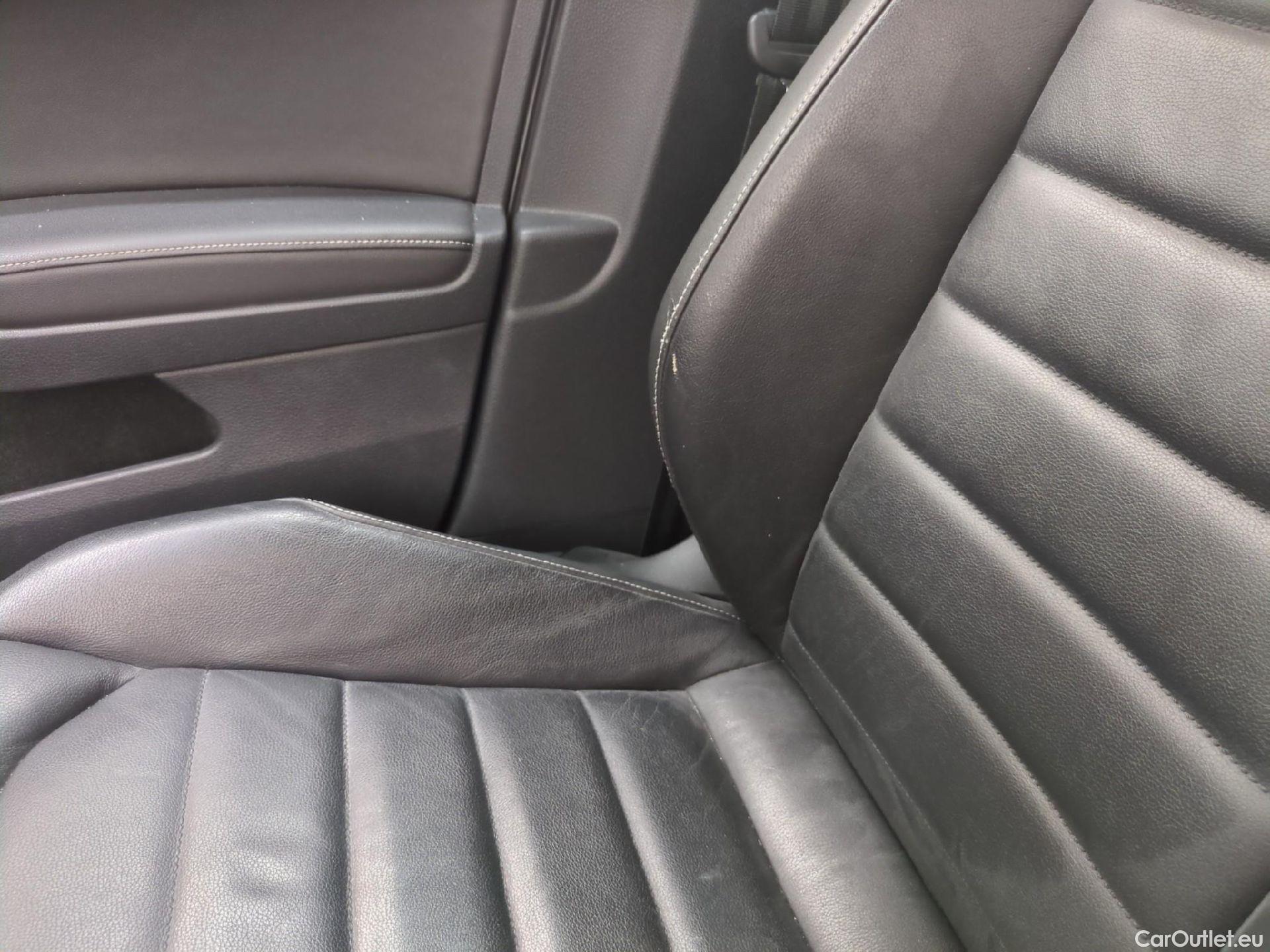  Volkswagen  Golf  VII Berline Carat Edition 1.6 TDI 110CV BVA7 E6 #7