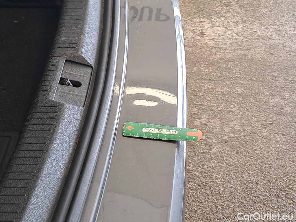  Volkswagen  Golf  VII Berline Connect Start-Stopp 1.0 TSI 115CV BVA7 E6dT #17