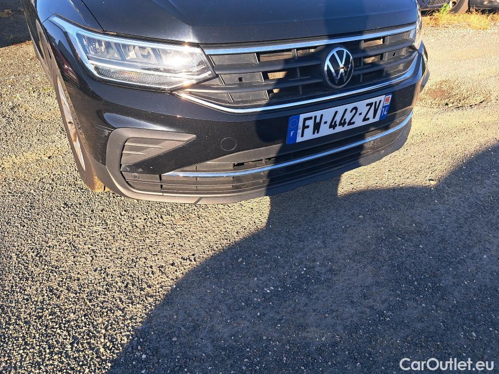  Volkswagen  Tiguan VOLKSWAGEN  / 2020 / 5P / SUV 2.0 TDI 150 DSG7 Life Business #22