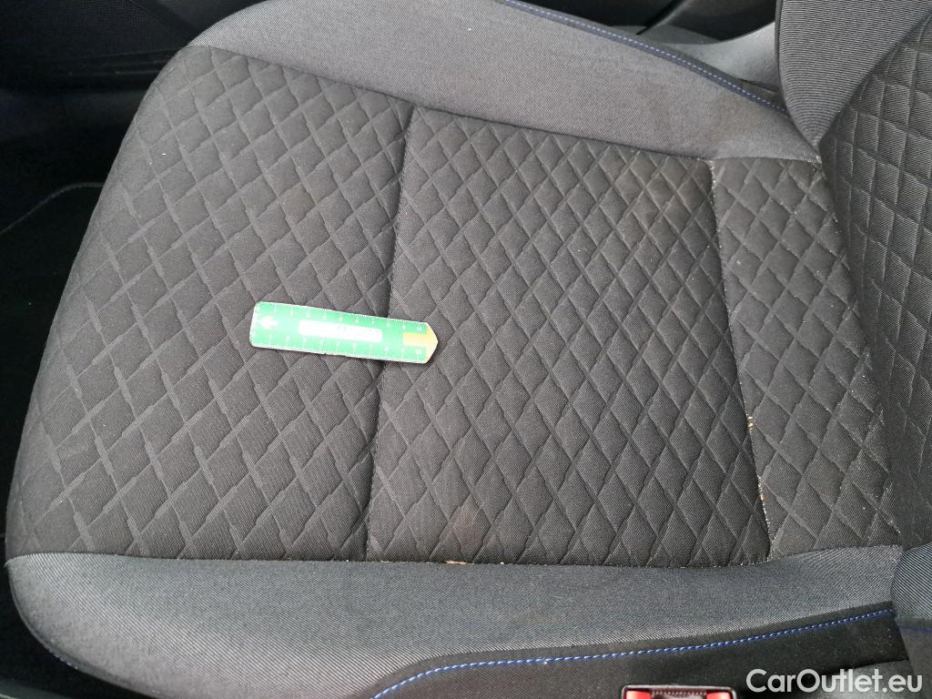  Volkswagen  Golf  VII Berline Connect Start-Stopp 1.0 TSI 115CV BVA7 E6dT #42