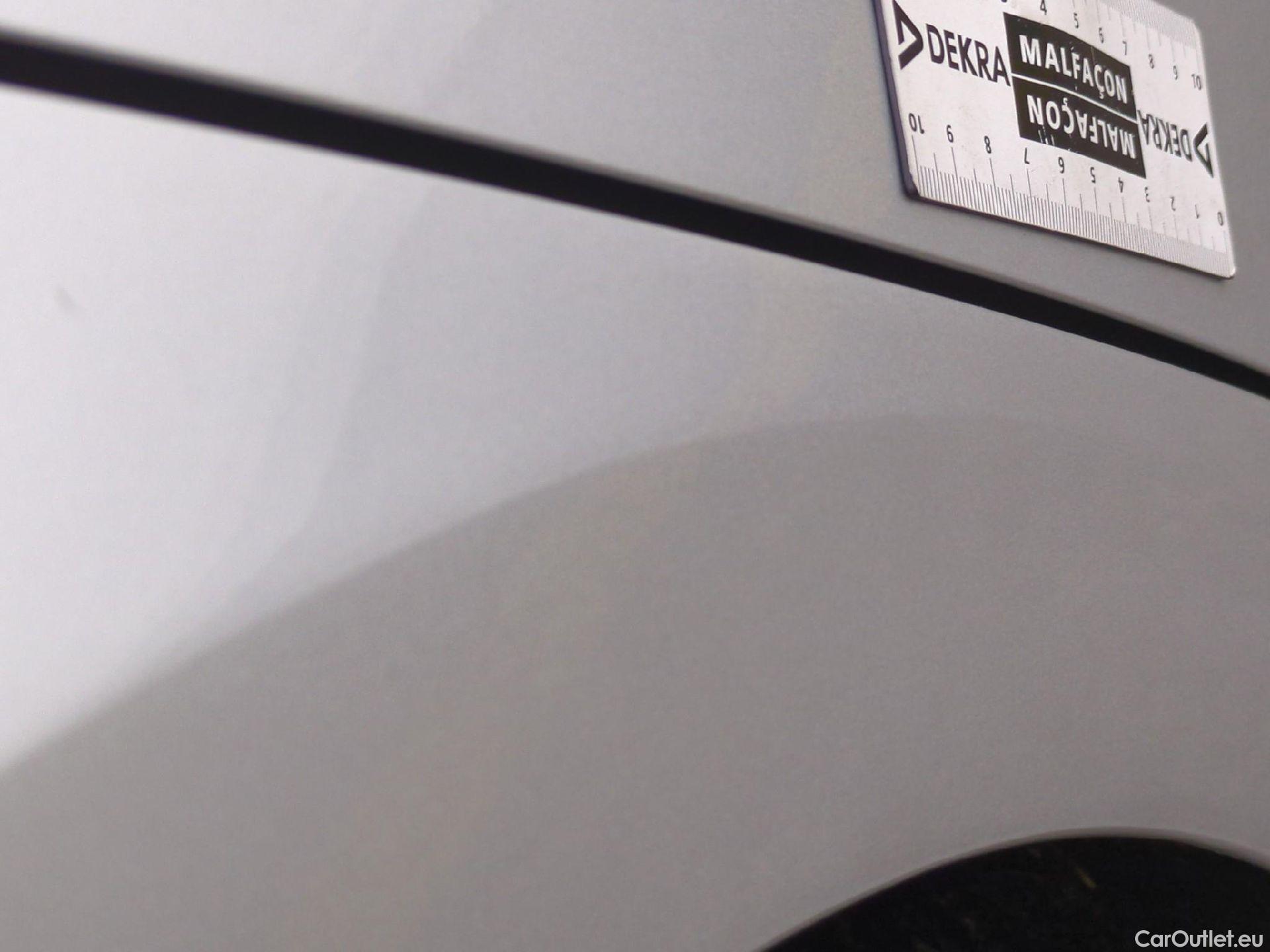  Volkswagen  Golf  VII Berline Carat Edition 1.6 TDI 110CV BVA7 E6 #64