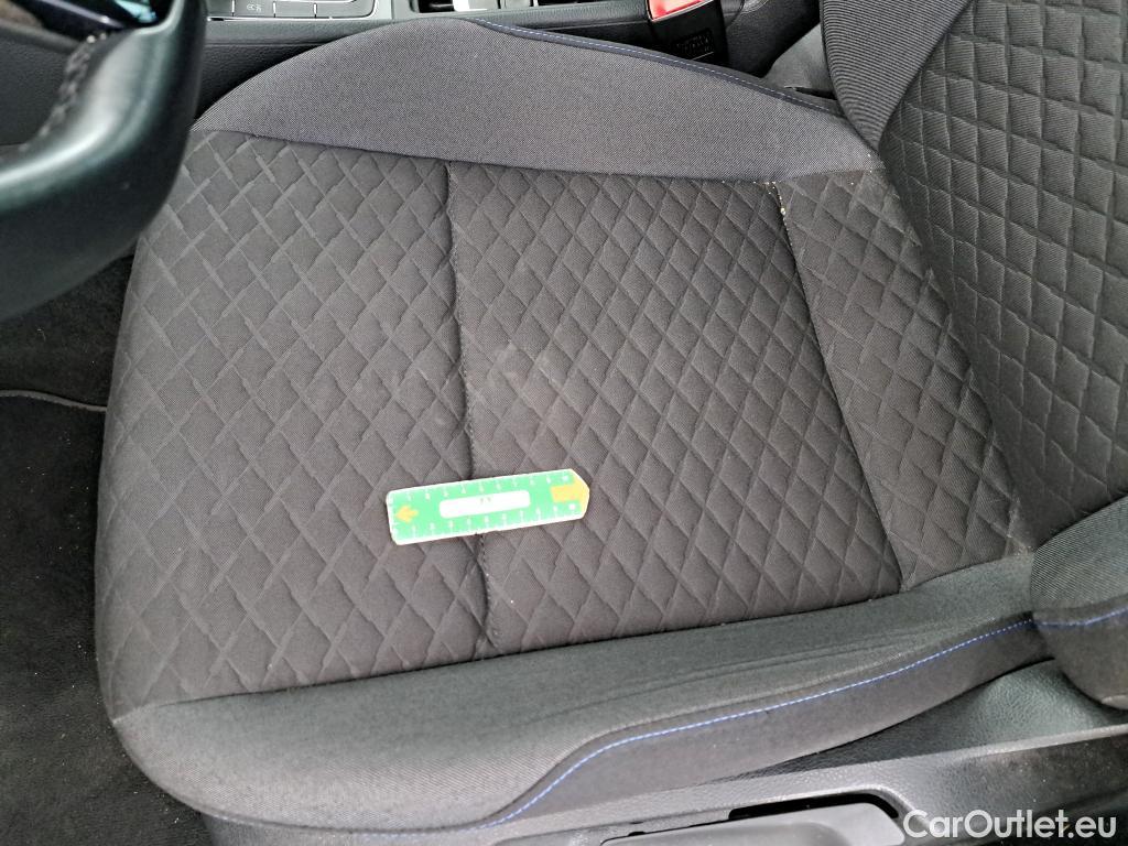  Volkswagen  Golf  VII Berline Connect Start-Stopp 1.0 TSI 115CV BVA7 E6dT #44