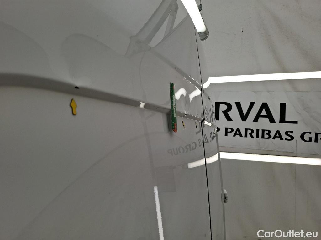  Renault  Master  Fourgon L3H2 3 5 Grand Confort dCi 135CV BVM6 E6dT #11