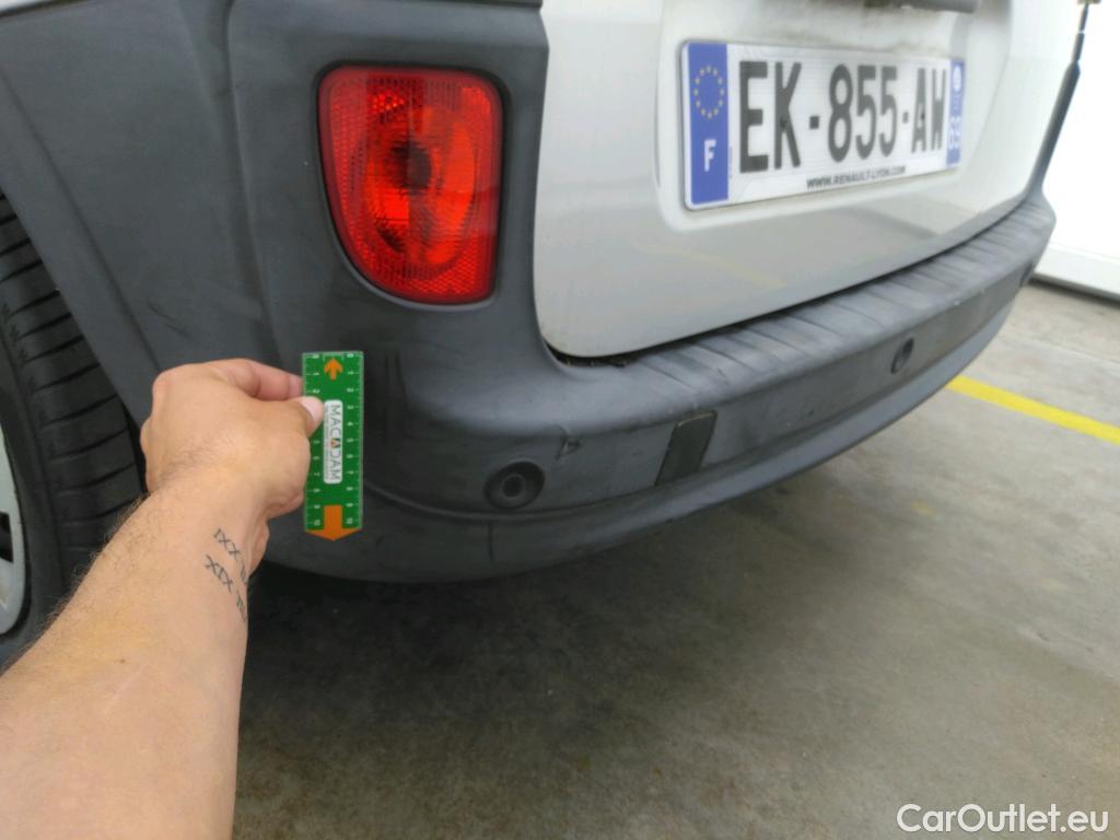  Renault  Kangoo  Express Extra (Série Spéciale) 1.5 dCi 90CV BVM5 E6 #31