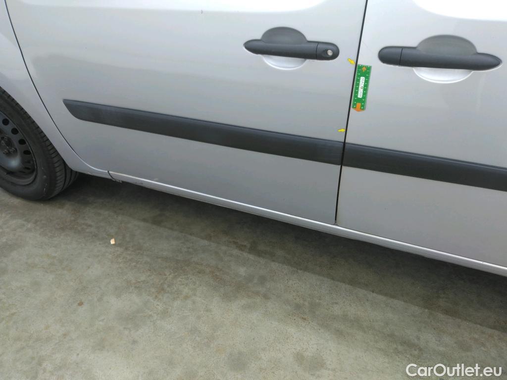  Renault  Kangoo  Express Extra (Série Spéciale) 1.5 dCi 90CV BVM5 E6 #48