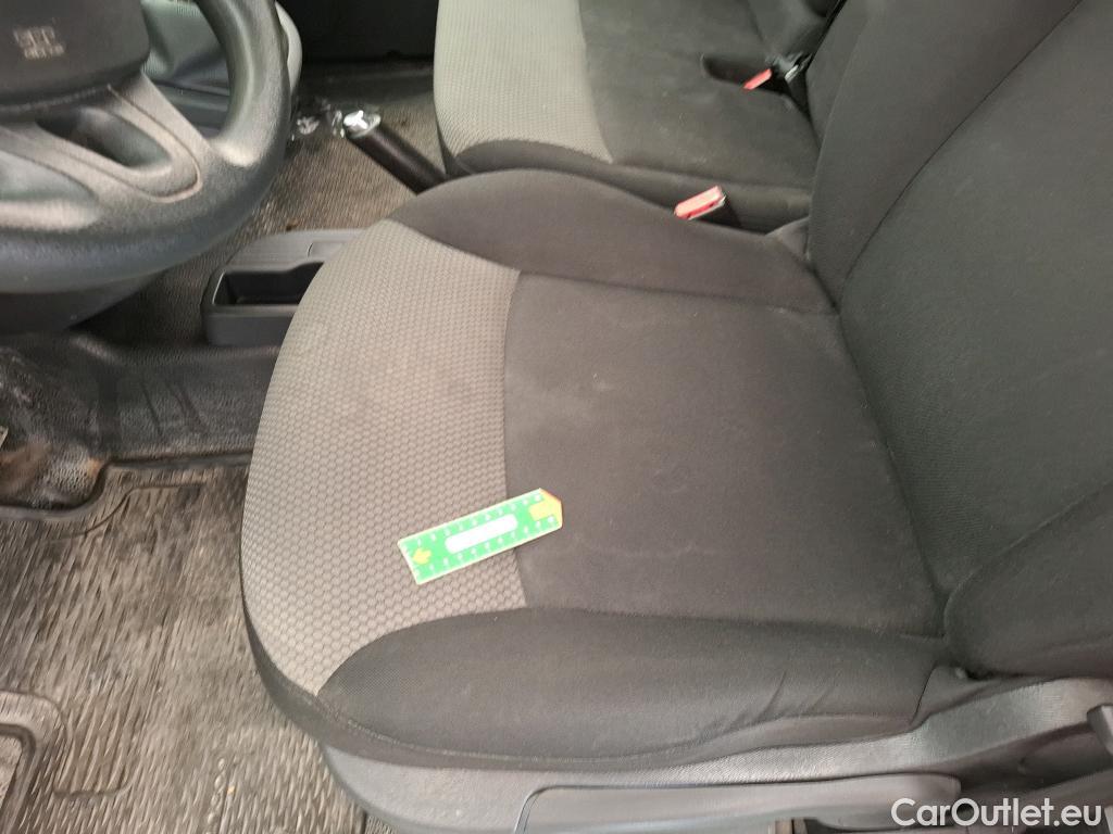 Renault  Kangoo RENAULT  Express VU 4p Fourgonnette Extra R-Link dCi 90 #37
