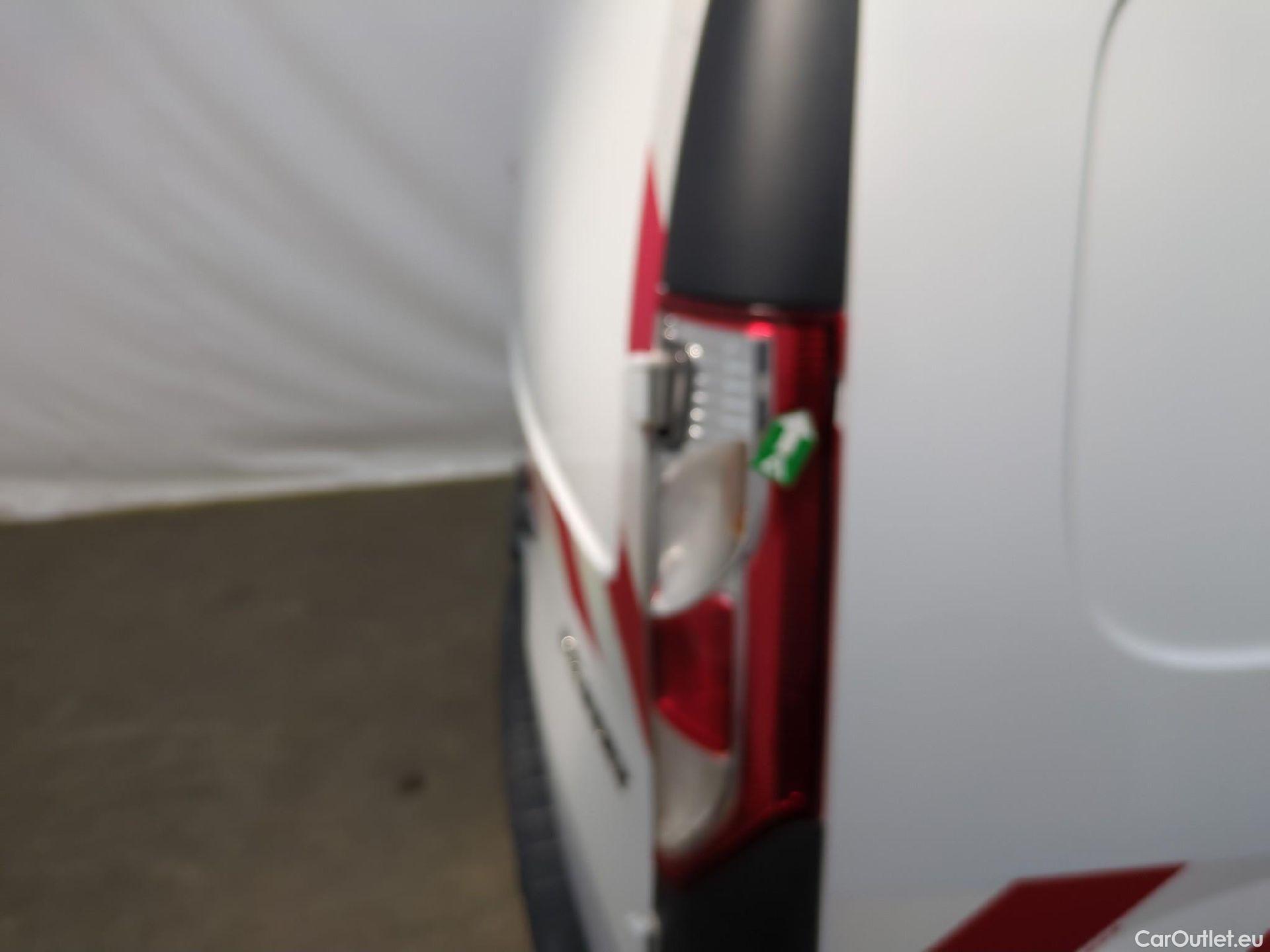  Renault  Kangoo  II Express Maxi Extra (Série Spéciale) 1.5 dCi 95CV BVM6 E6dT #19
