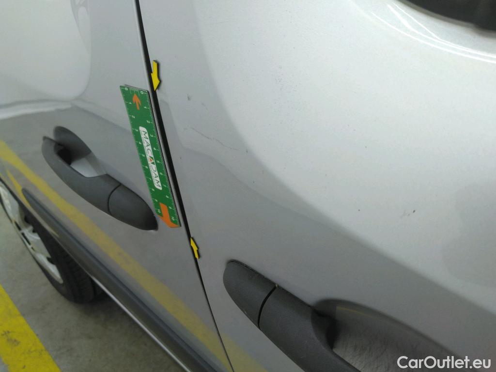  Renault  Kangoo  Express Extra (Série Spéciale) 1.5 dCi 90CV BVM5 E6 #8