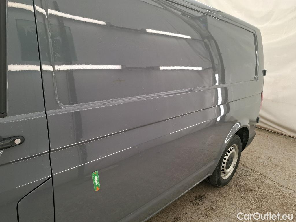  Volkswagen  Transporter T6  Fourgon lang 2.0 TDI 115CV BVM5 E6 #1