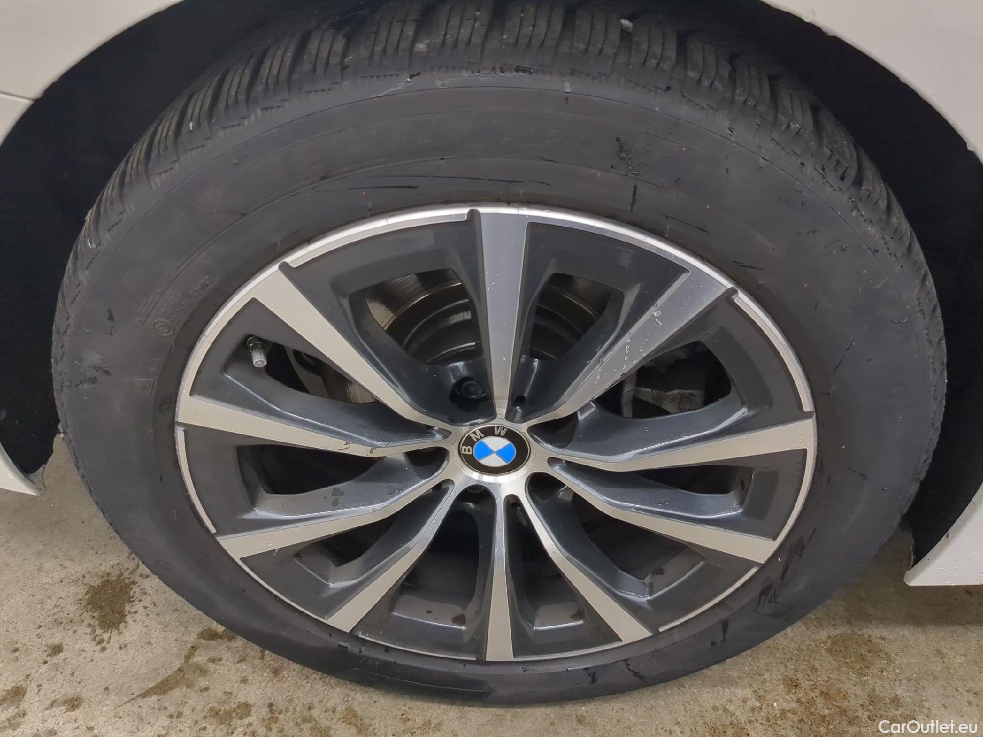  Bmw  Serie 3 BMW Série 3 Touring / 2022 / 5P / Break 318i 156ch Business Design BVA8 #7