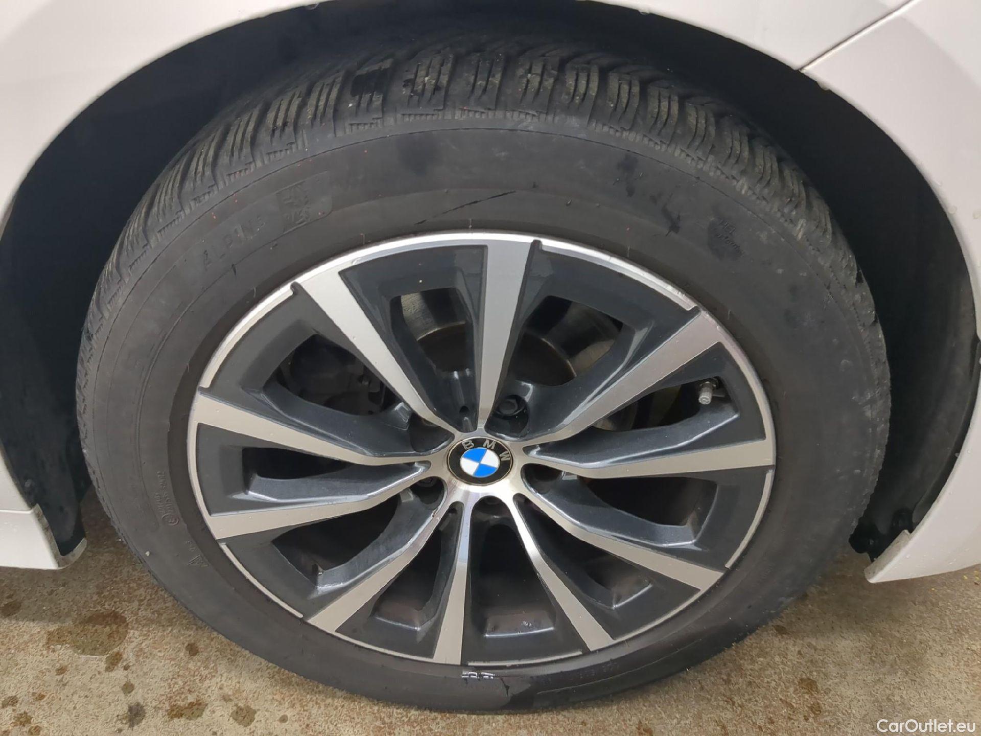  Bmw  Serie 3 BMW Série 3 Touring / 2022 / 5P / Break 318i 156ch Business Design BVA8 #8