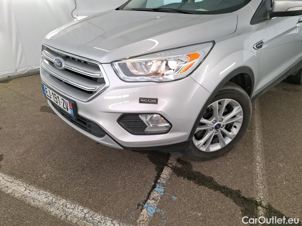  Ford  Kuga FORD  5p SUV 1.5 TDCi 120 ch S&S 4x2 Titanium #5