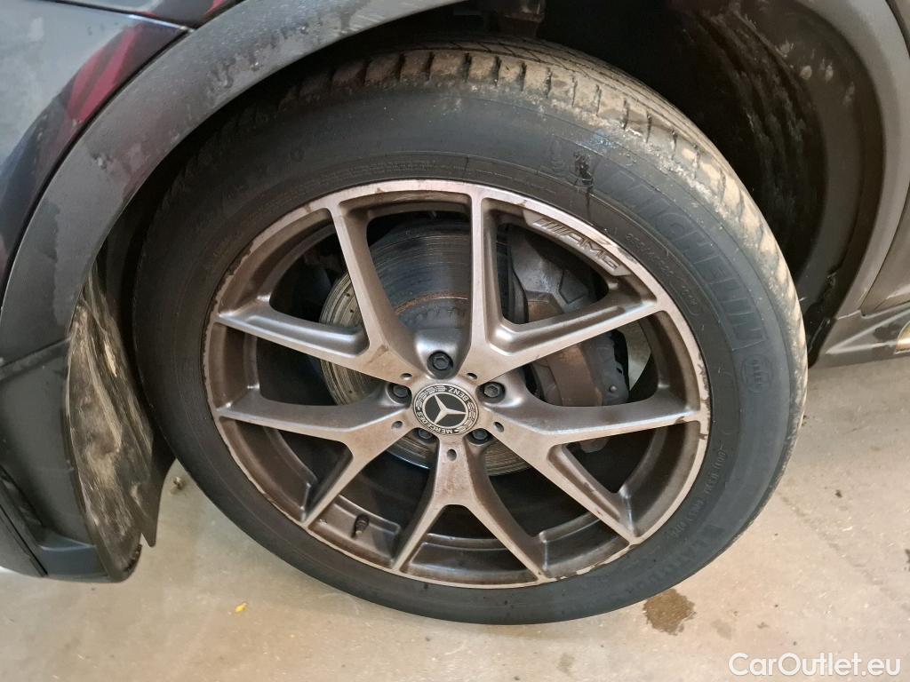  Mercedes  G-Klasee MERCEDES-BENZ GLC / 2019 / 5P / SUV GLC 220 d AMG Line Launch Edition 4Matic #5