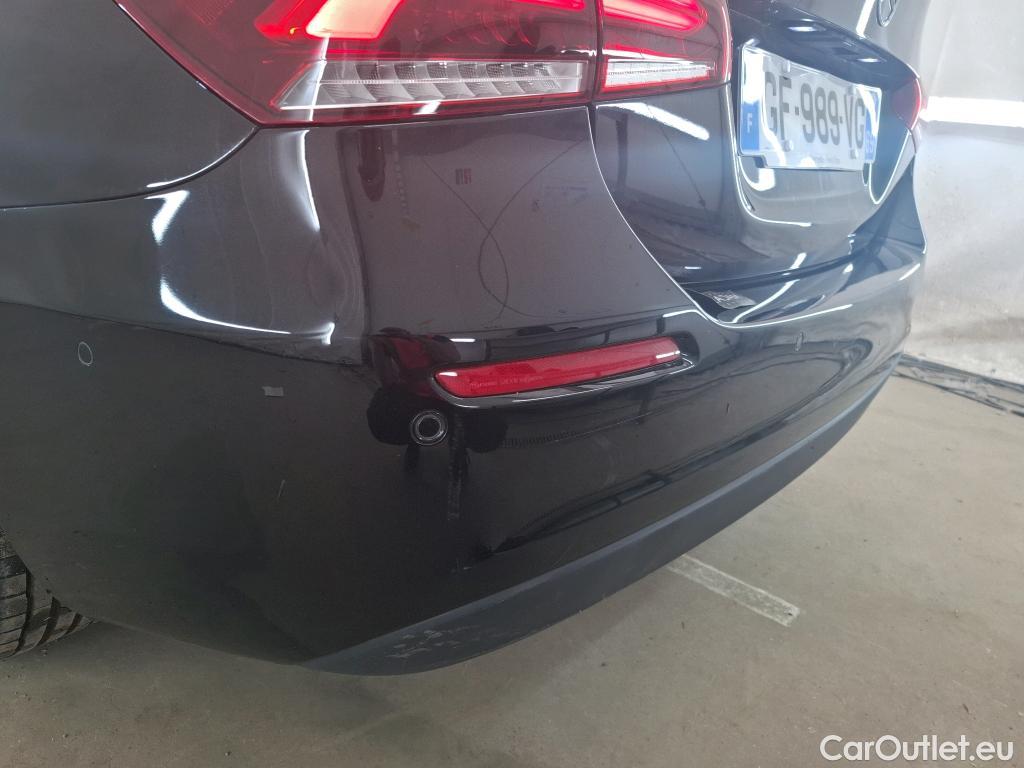  Mercedes  A-Klasse MERCEDES-BENZ Classe A Berline / 2018 / 4P / Berline A 180 d Business Line 8G-DCT #10