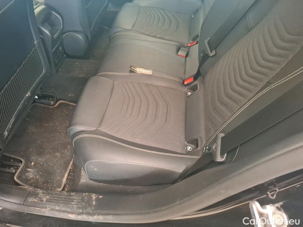  Mercedes  A-Klasse MERCEDES-BENZ Classe A Berline / 2018 / 4P / Berline A 180 d Business Line 8G-DCT #30