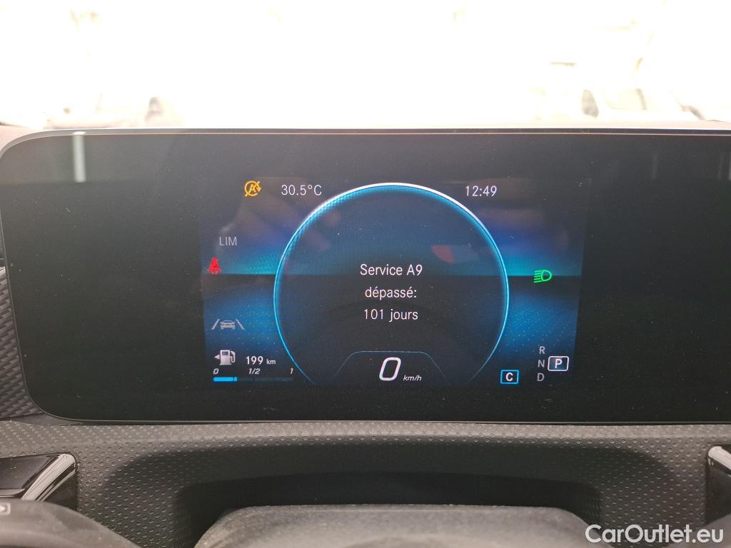  Mercedes  CLA-Klasse MERCEDES-BENZ CLA Shooting Brake / 2019 / 5P / Break CLA 180 d Business Line BA7 #20