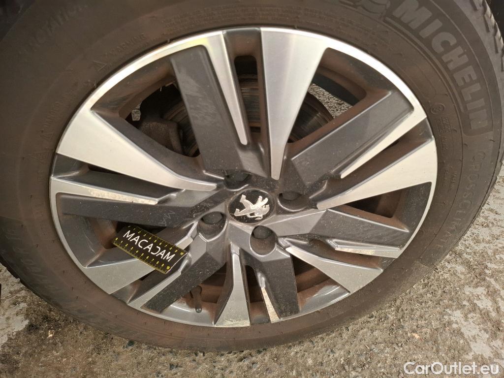  Peugeot  2008  Allure Business 1.2 PureTech 130CV BVM6 E6dT #11