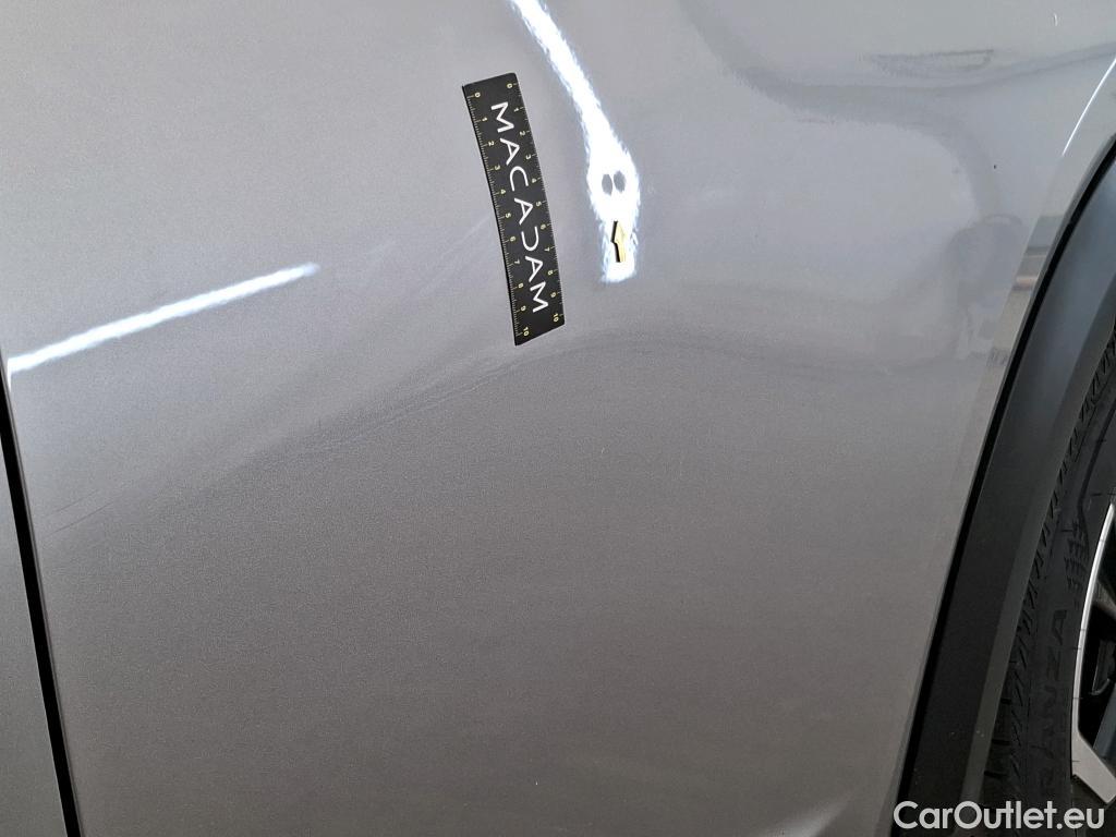  Nissan  Juke NISSAN  2019 5P Crossover Hybrid 143 Business #3